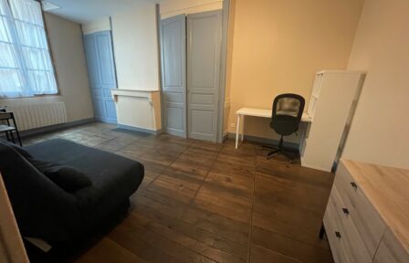 séjour appartement T1 rue de la Loi Limoges
