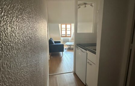 entrée +kitchennette